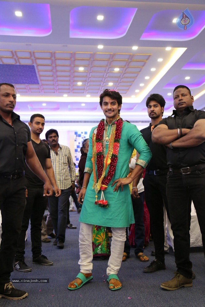 Aadi and Aruna Wedding Photos - 73 / 76 photos
