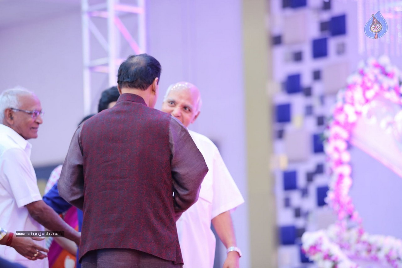 Aadi and Aruna Wedding Reception 02 - 161 / 170 photos