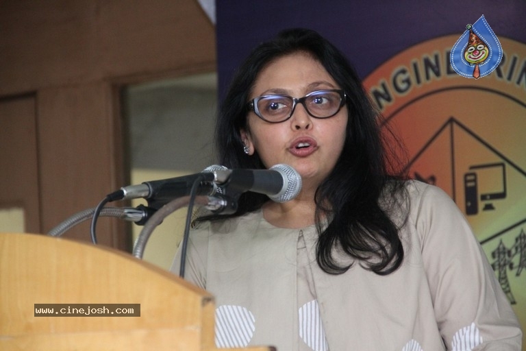 Abhishek Bachchan Launched Chennaiyin FC Soccer School - 28 / 29 photos