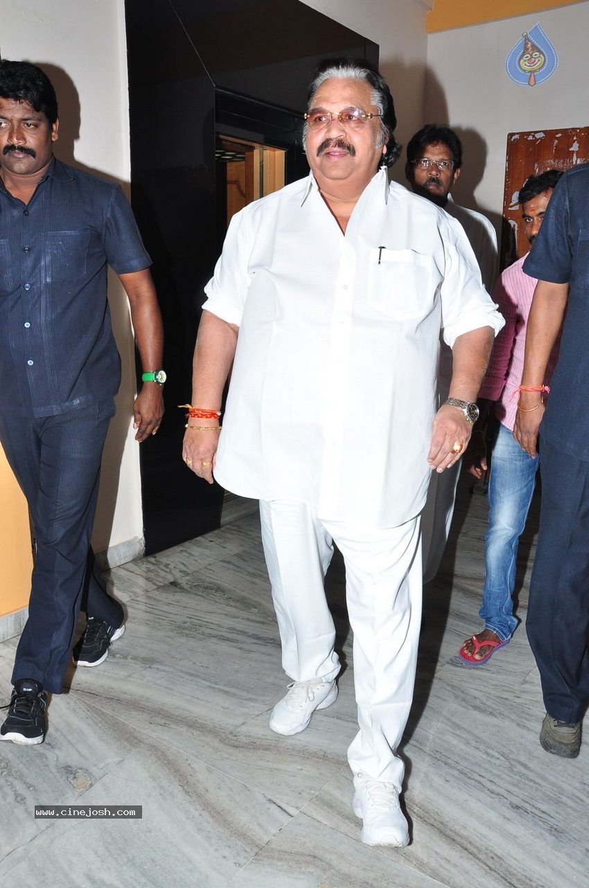 Abhishekam Serial 2000 Episodes Celebrations - 92 / 102 photos