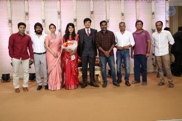 Actor Ashwin and Sonali Wedding Reception - 36 / 42 photos