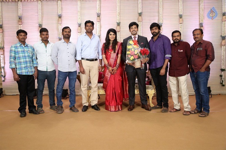 Actor Ashwin and Sonali Wedding Reception - 42 / 42 photos