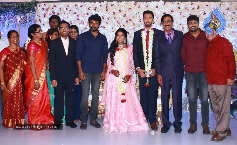 Actor Mano Bala Son Harish-Priya Wedding Reception - 20 / 57 photos