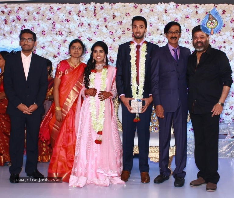 Actor Mano Bala Son Harish-Priya Wedding Reception - 38 / 57 photos