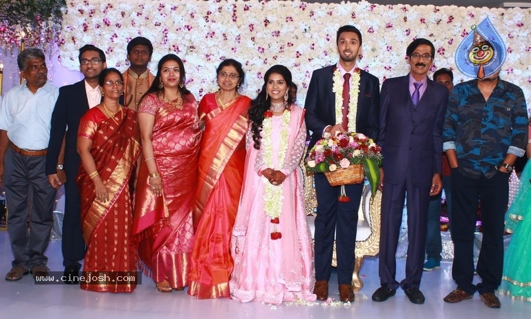 Actor Mano Bala Son Harish-Priya Wedding Reception - 39 / 57 photos