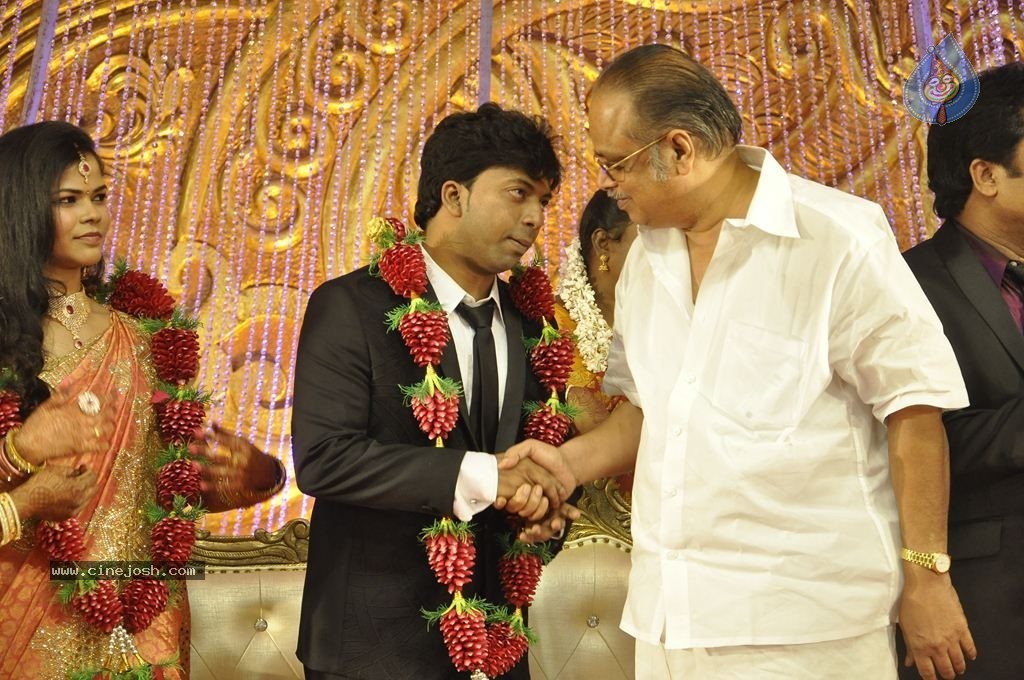 Actor Pandiarajan Son Wedding Reception - 57 / 102 photos