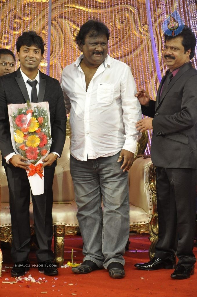 Actor Pandiarajan Son Wedding Reception - 75 / 102 photos