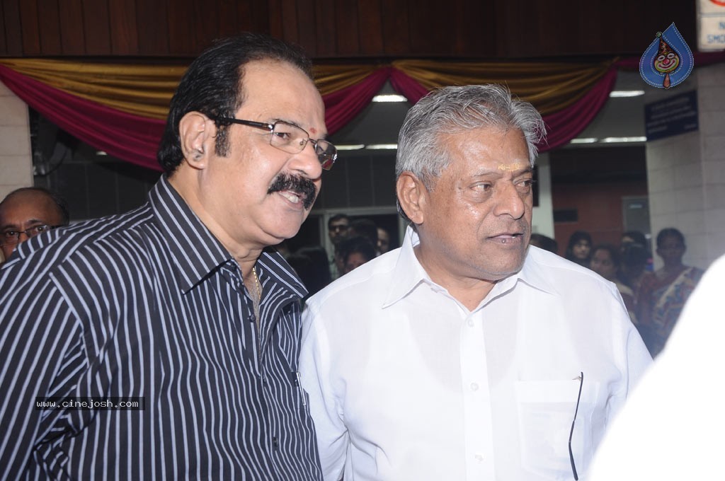 Actor Ramarajan and Nalini Son Wedding n Reception - 69 / 118 photos