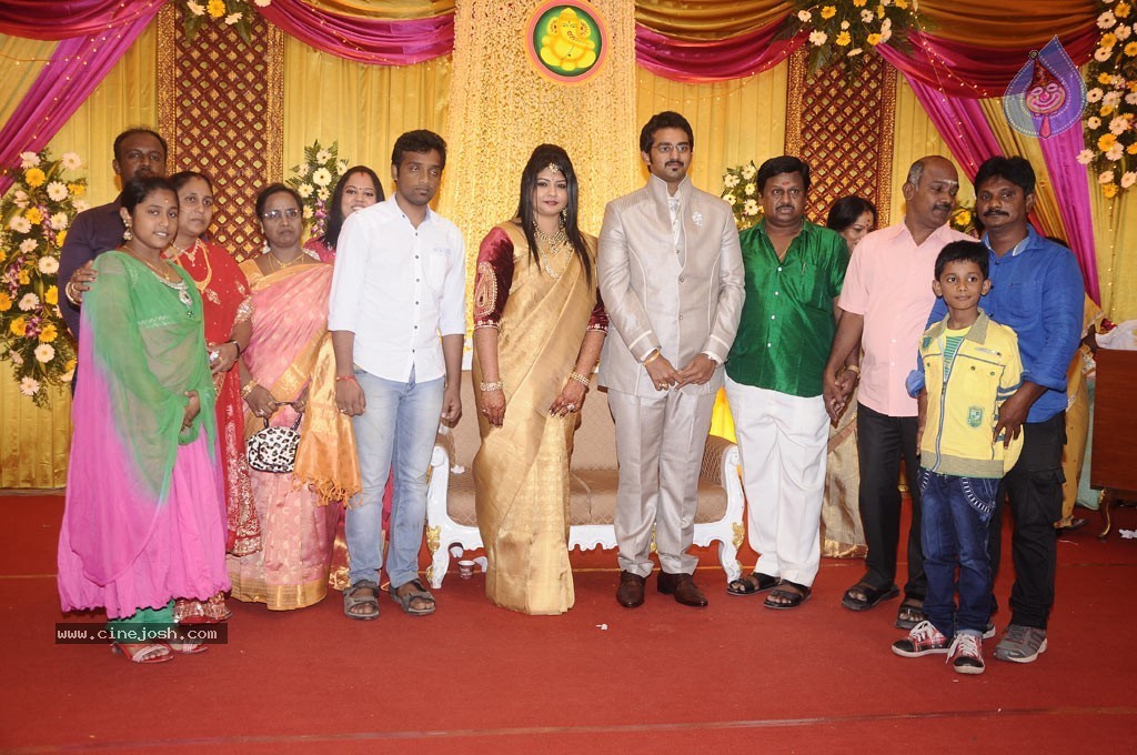 Actor Ramarajan and Nalini Son Wedding n Reception - 105 / 118 photos