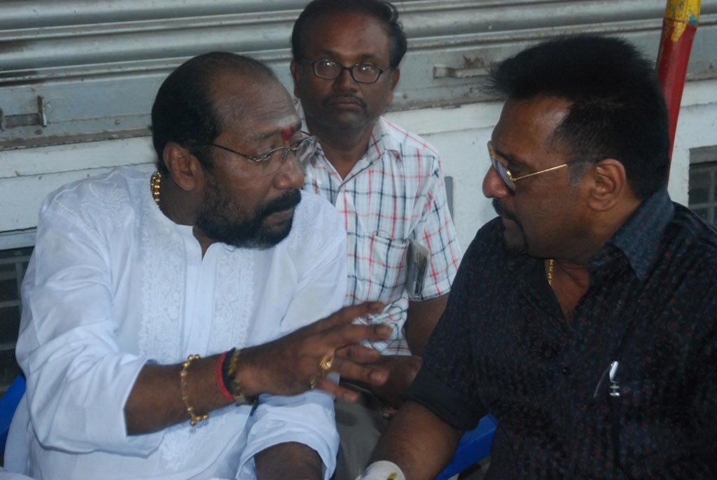 Actress Sukumari Condolences Photos - 41 / 72 photos