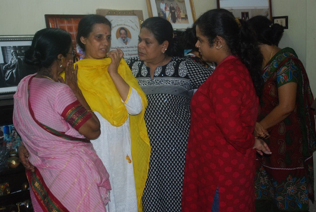 Actress Sukumari Condolences Photos - 50 / 72 photos