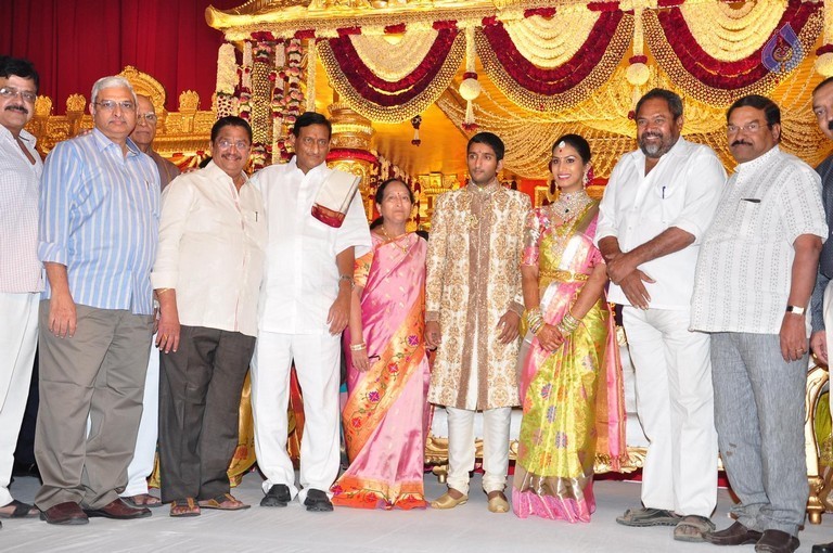 Adiseshagiri Rao Son Wedding Photos 2 - 20 / 128 photos