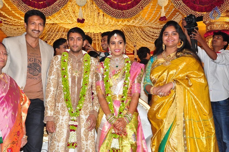 Adiseshagiri Rao Son Wedding Photos 2 - 49 / 128 photos