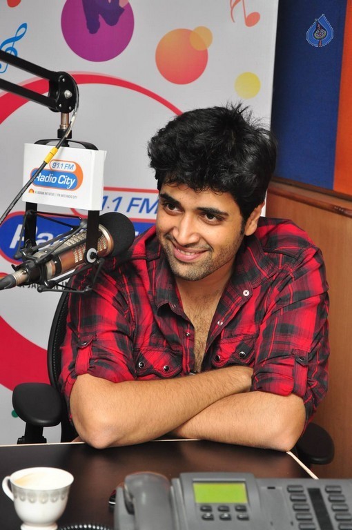 Adivi Sesh at Radio City - 5 / 16 photos