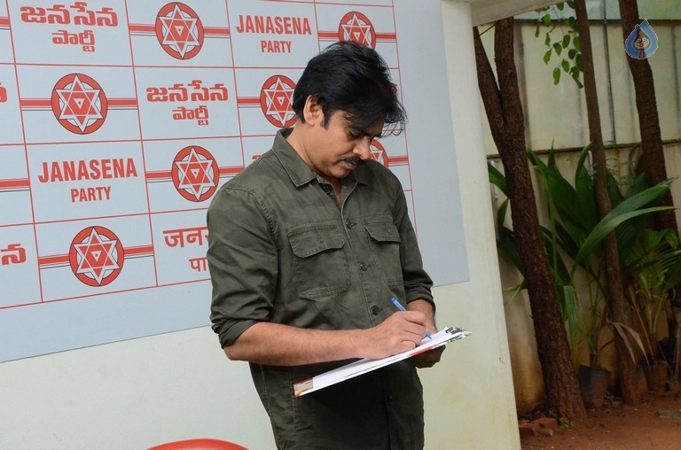 AGRI BSC Students Meets Pawan Kalyan - 1 / 21 photos