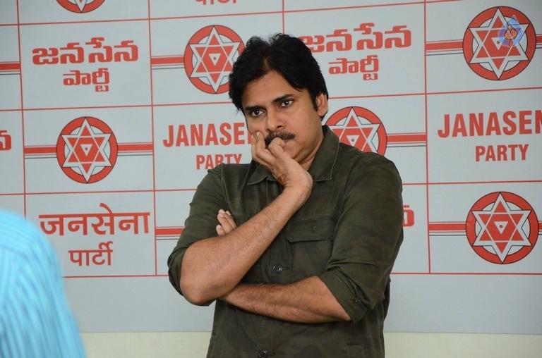 AGRI BSC Students Meets Pawan Kalyan - 12 / 21 photos