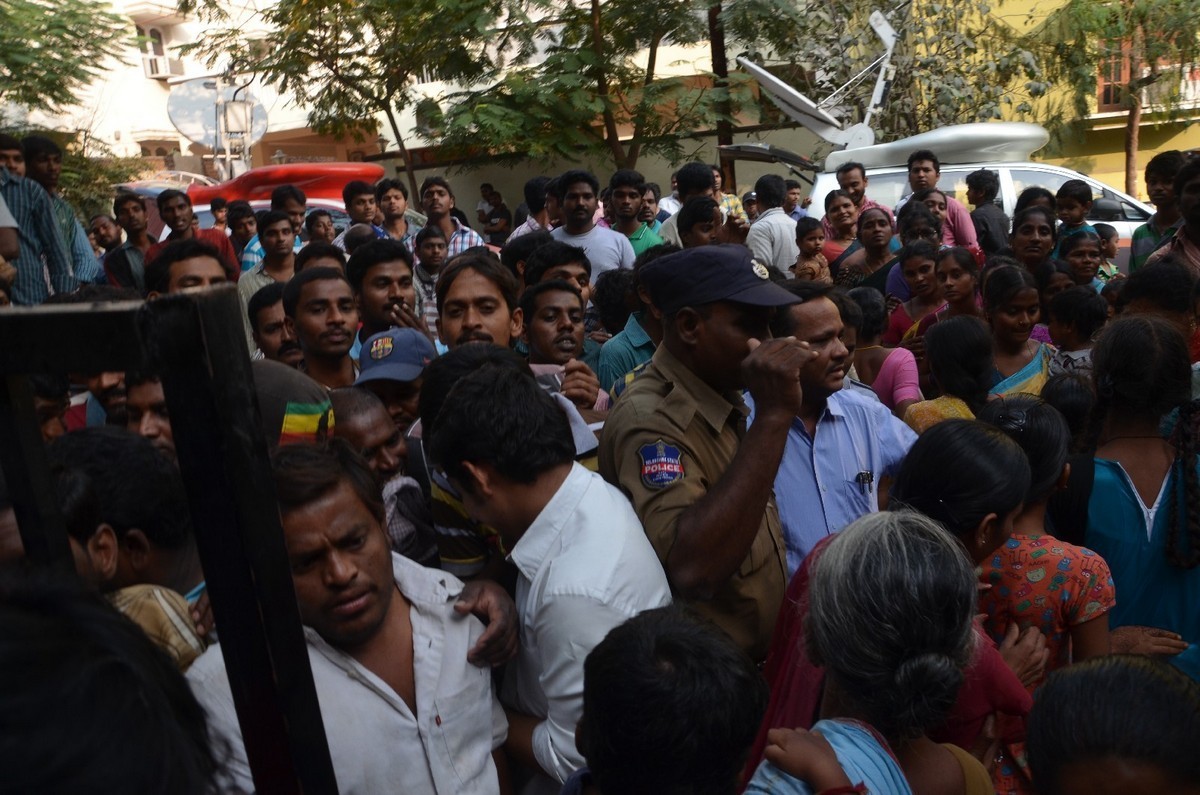Ahuti Prasad Condolences Photos - 4 / 129 photos