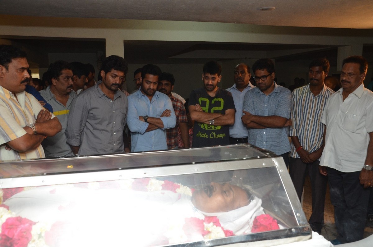 Ahuti Prasad Condolences Photos - 37 / 129 photos