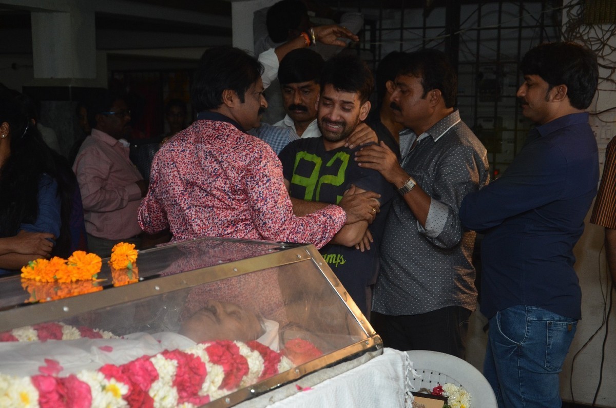 Ahuti Prasad Condolences Photos - 93 / 129 photos