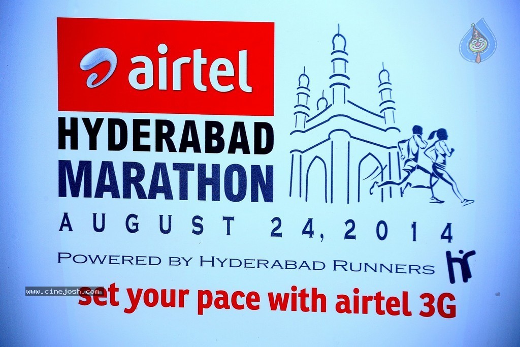 Airtel Hyderabad Marathon 2014 PM - 30 / 37 photos