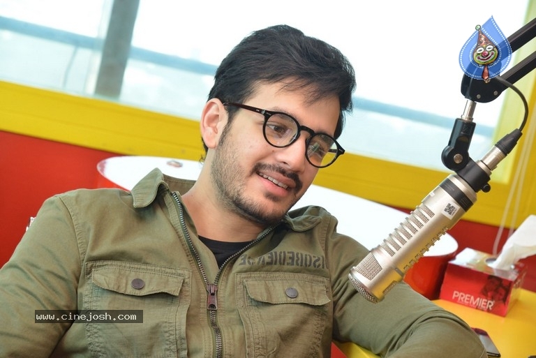 Akhil Akkineni at Radio Mirchi - 3 / 17 photos