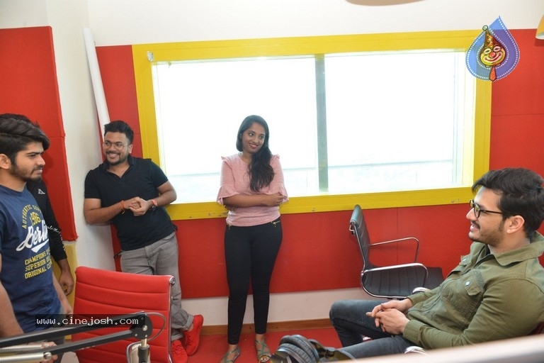 Akhil Akkineni at Radio Mirchi - 14 / 17 photos