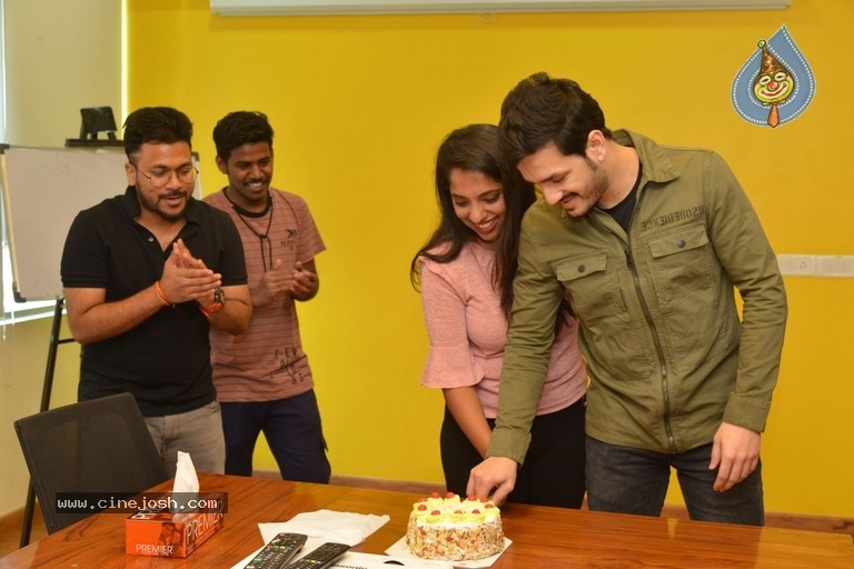 Akhil Akkineni at Radio Mirchi - 15 / 17 photos