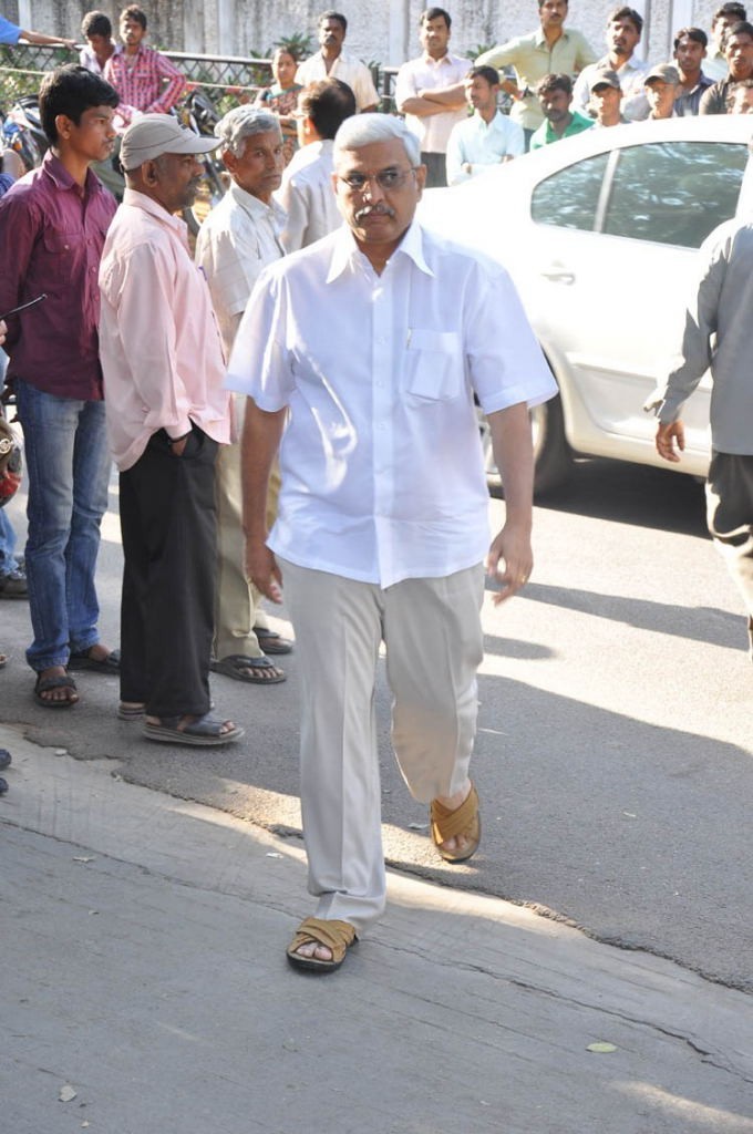 Akkineni Annapurna Condolences-2 - 20 / 114 photos