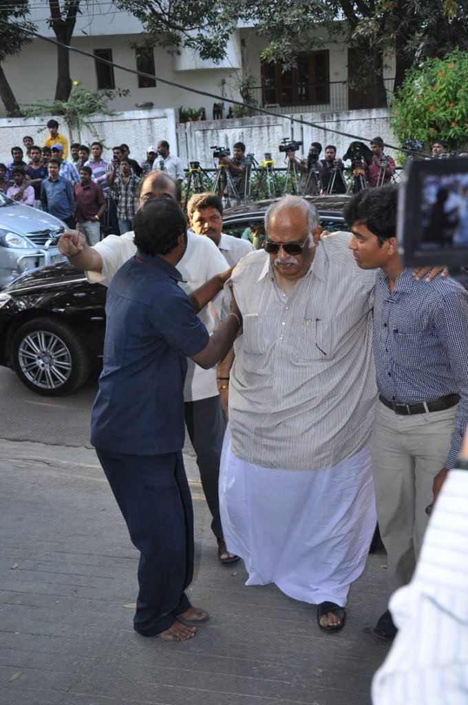 Akkineni Annapurna Condolences-2 - 57 / 114 photos