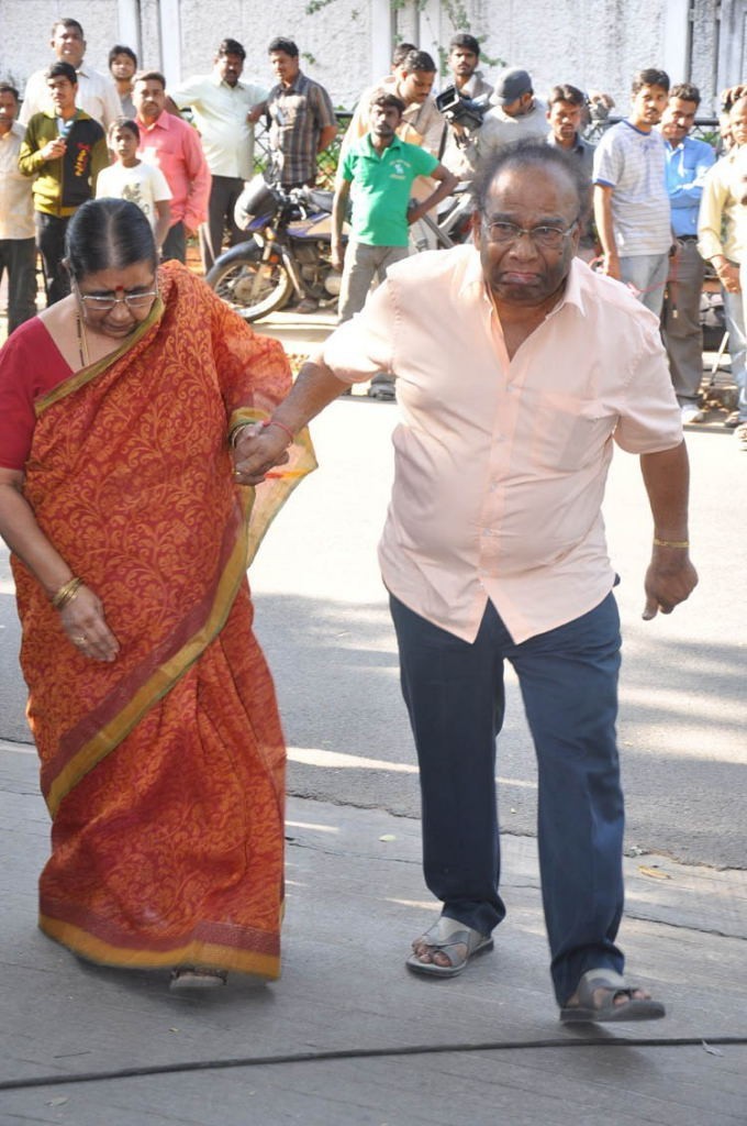 Akkineni Annapurna Condolences-2 - 87 / 114 photos