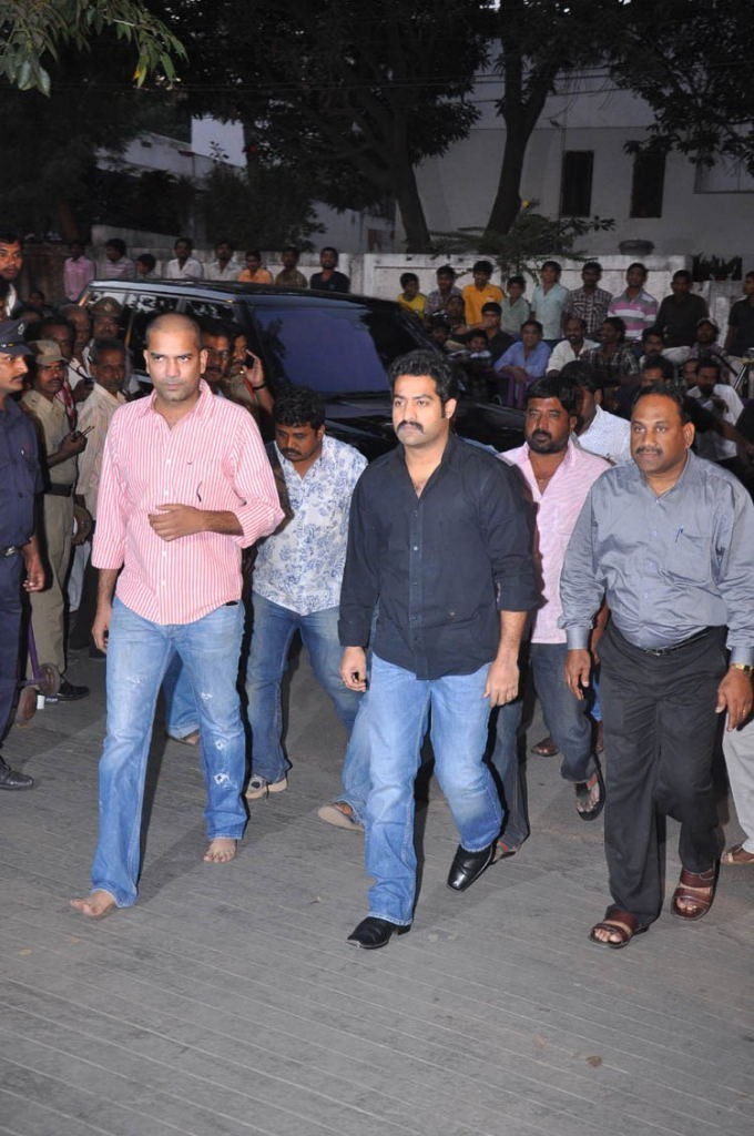 Akkineni Annapurna Condolences-2 - 91 / 114 photos
