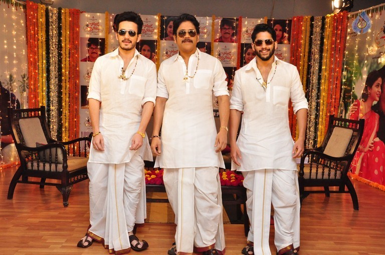 Akkineni Heroes Panche Kattu Photos - 8 / 26 photos