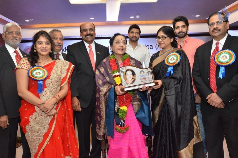 Akkineni International Awards Gala - 16 / 151 photos