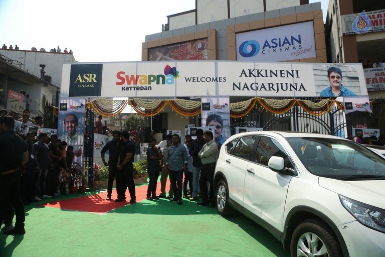 Nagarjuna Launches Swapna Theatre Photos - 10 / 42 photos