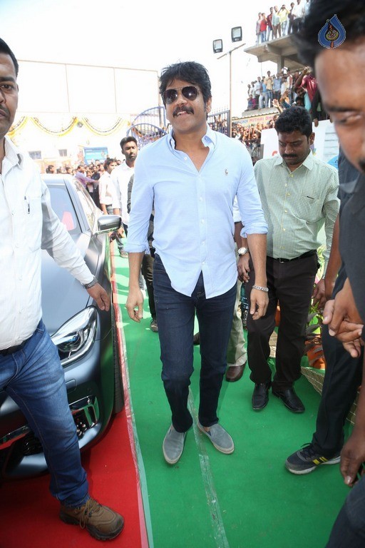 Nagarjuna Launches Swapna Theatre Photos - 22 / 42 photos