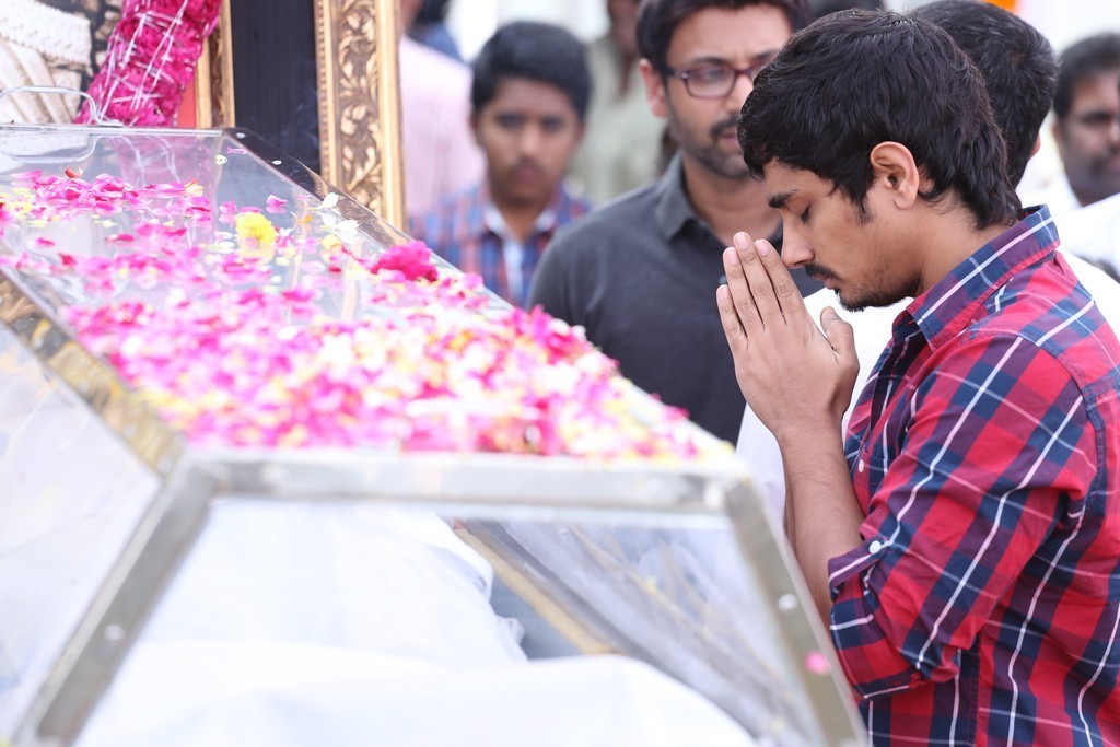 Akkineni Nageswara Rao Condolences Photos 02 - 25 / 211 photos