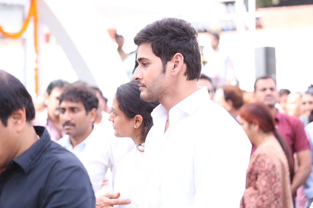 Akkineni Nageswara Rao Condolences Photos 02 - 31 / 211 photos