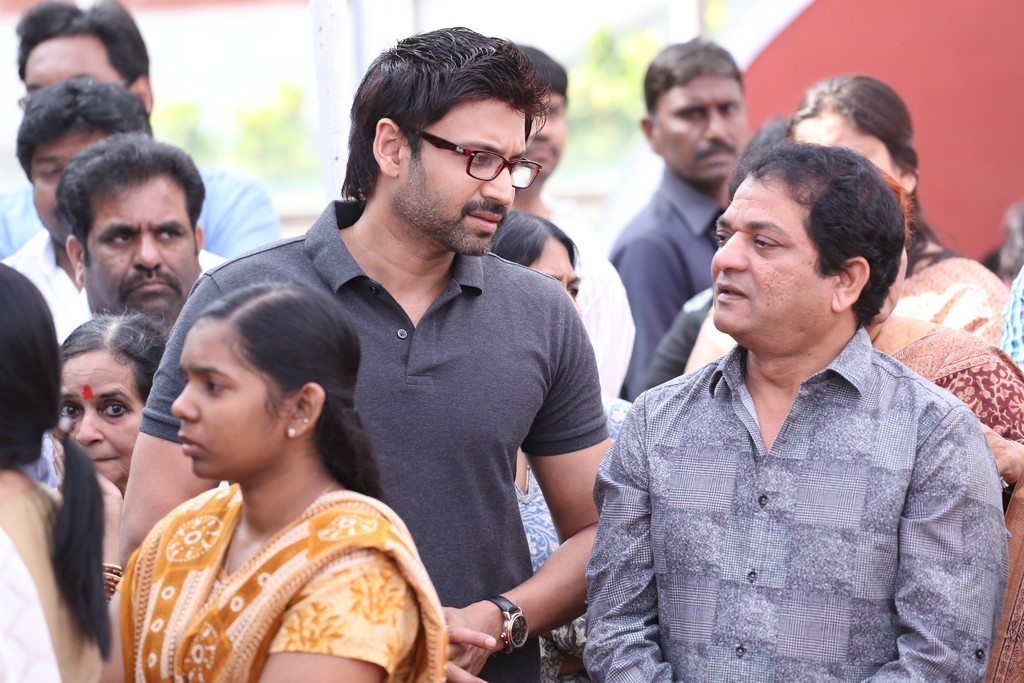 Akkineni Nageswara Rao Condolences Photos 02 - 47 / 211 photos