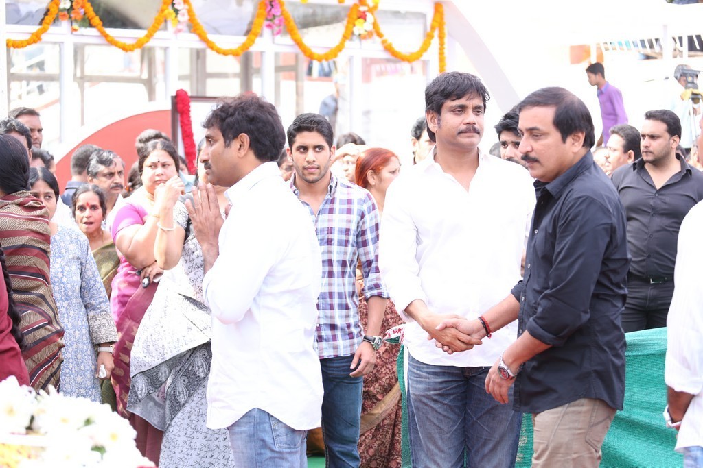Akkineni Nageswara Rao Condolences Photos 02 - 48 / 211 photos