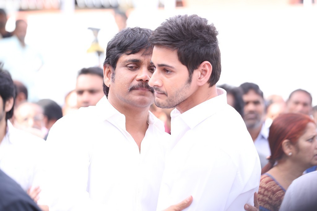 Akkineni Nageswara Rao Condolences Photos 02 - 65 / 211 photos