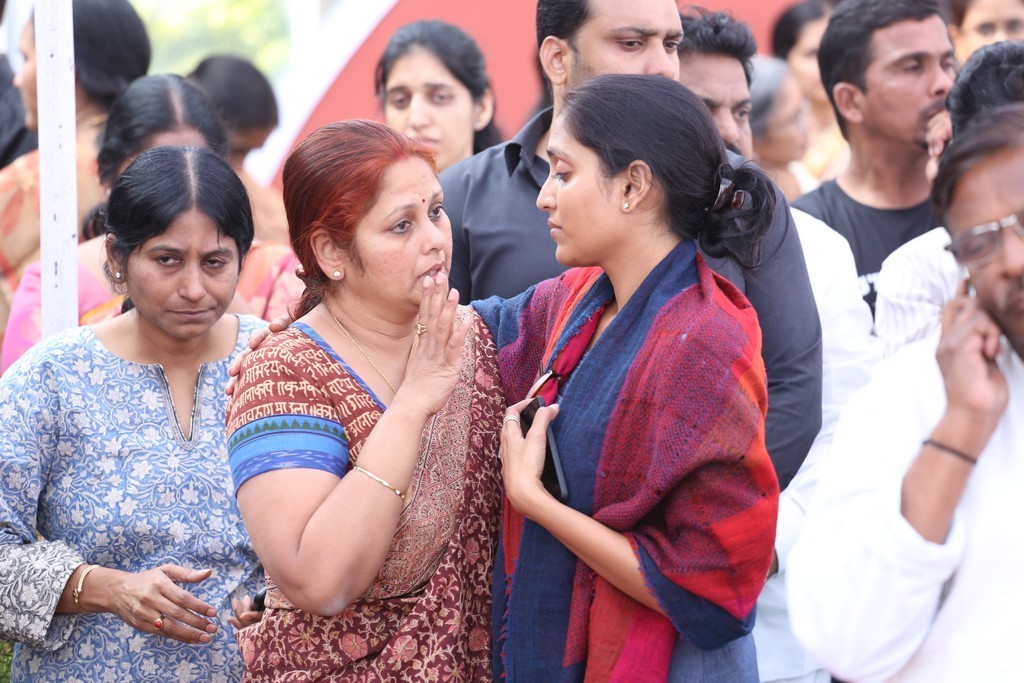 Akkineni Nageswara Rao Condolences Photos 02 - 77 / 211 photos