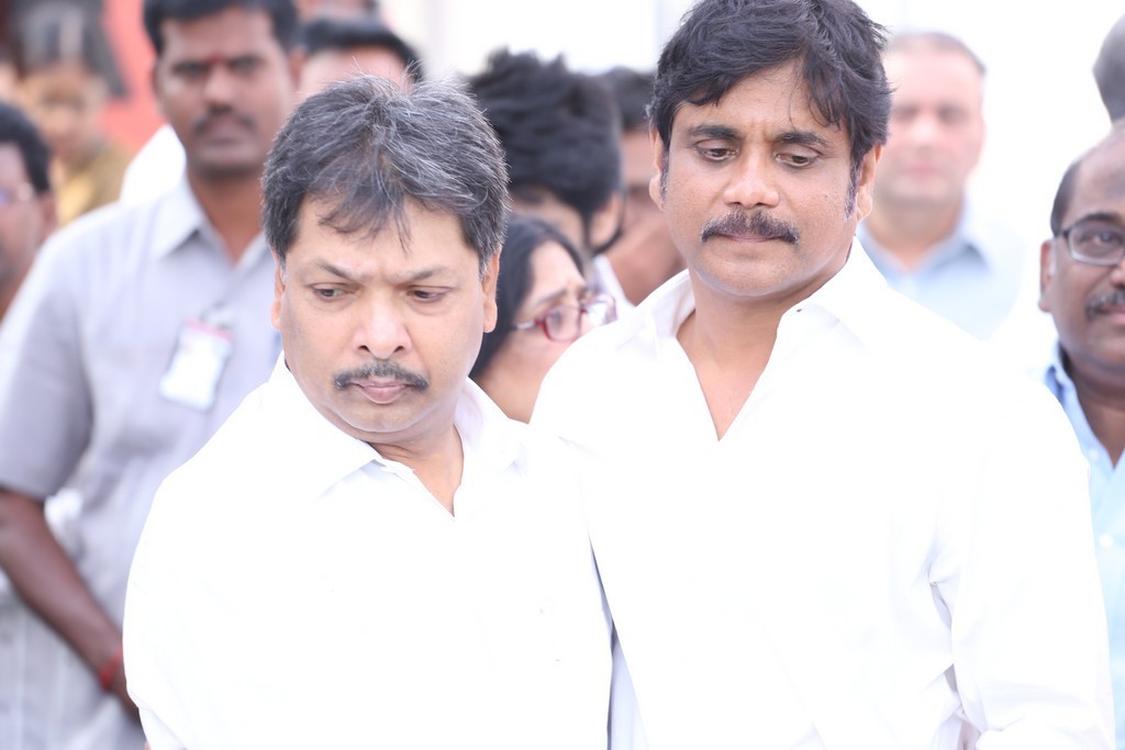 Akkineni Nageswara Rao Condolences Photos 02 - 115 / 211 photos