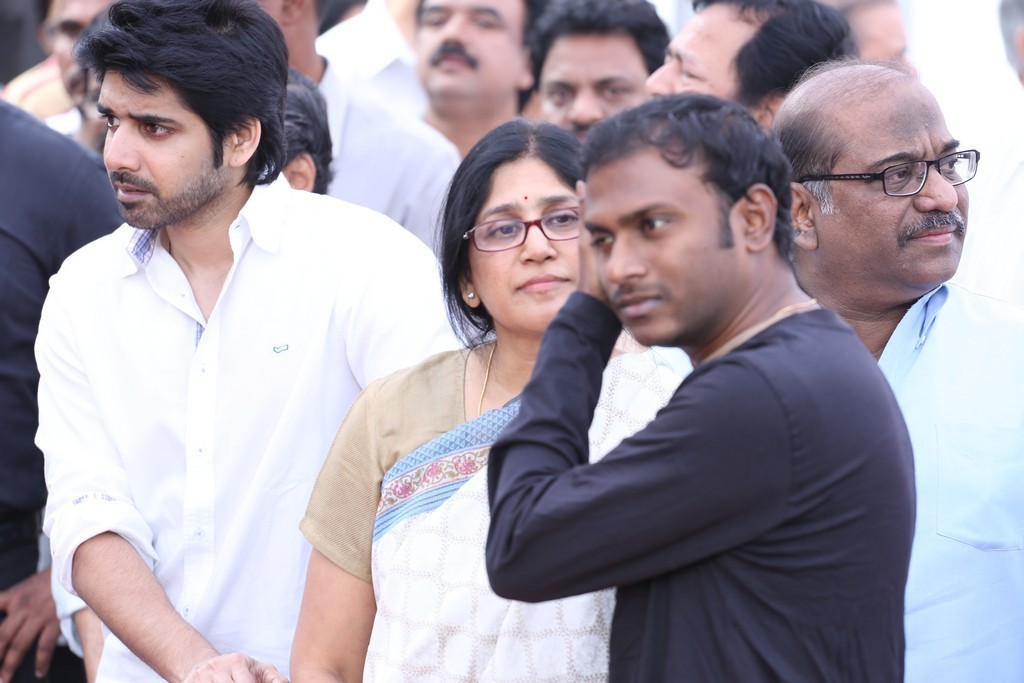 Akkineni Nageswara Rao Condolences Photos 02 - 136 / 211 photos