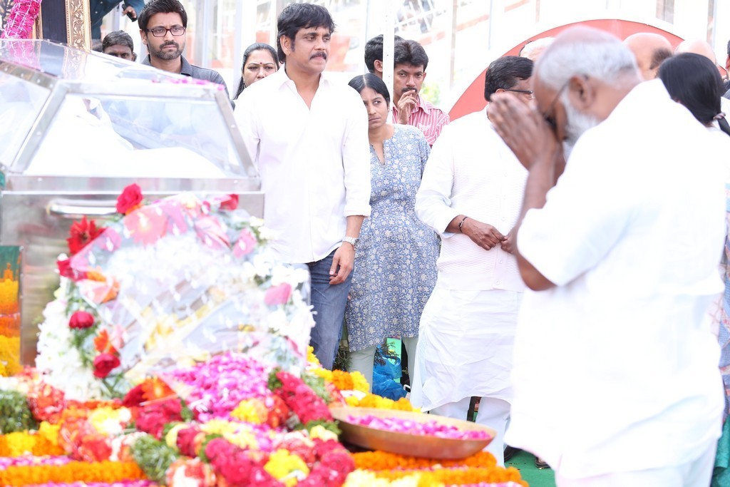 Akkineni Nageswara Rao Condolences Photos 02 - 144 / 211 photos
