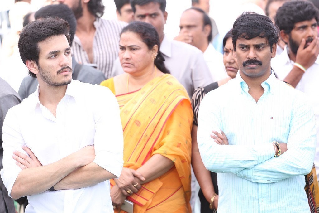 Akkineni Nageswara Rao Condolences Photos 02 - 179 / 211 photos