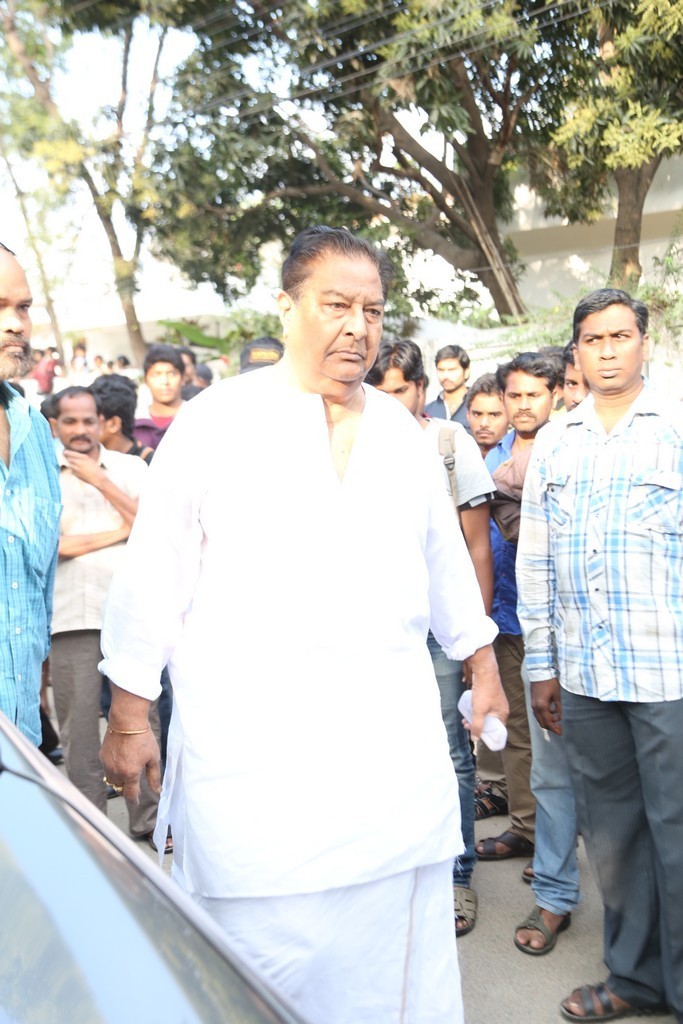 Akkineni Nageswara Rao Condolences Photos - 54 / 450 photos