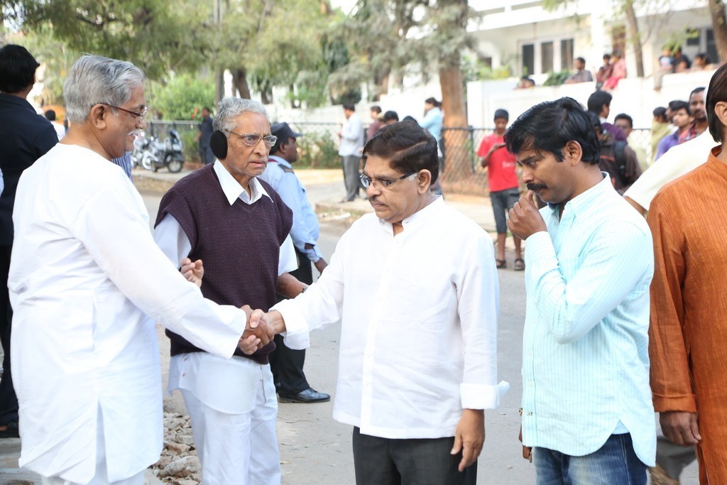 Akkineni Nageswara Rao Condolences Photos - 62 / 450 photos