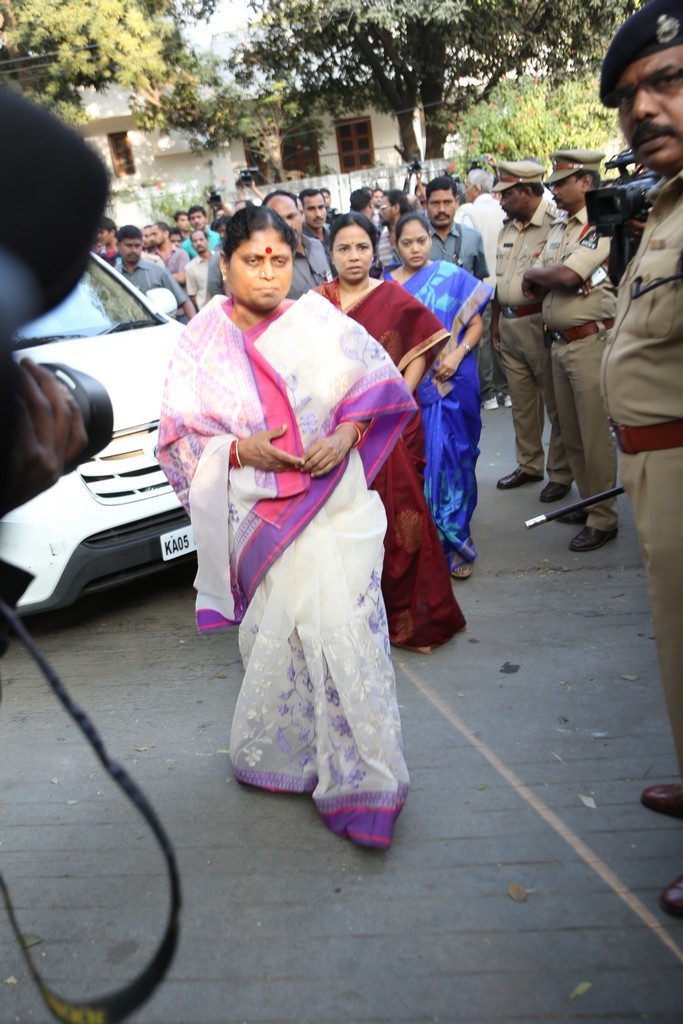 Akkineni Nageswara Rao Condolences Photos - 71 / 450 photos