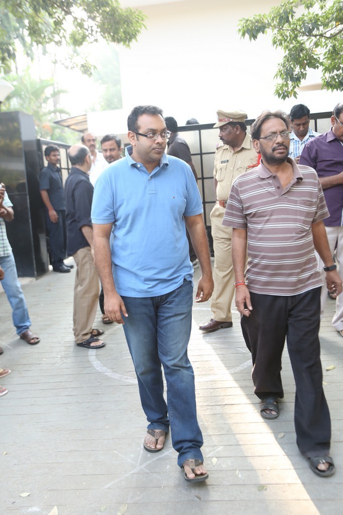 Akkineni Nageswara Rao Condolences Photos - 83 / 450 photos