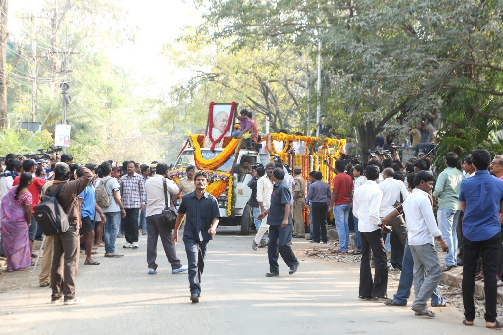 Akkineni Nageswara Rao Condolences Photos - 96 / 450 photos